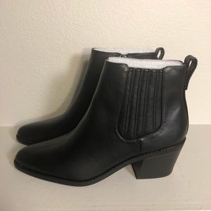 Chic ankle booties